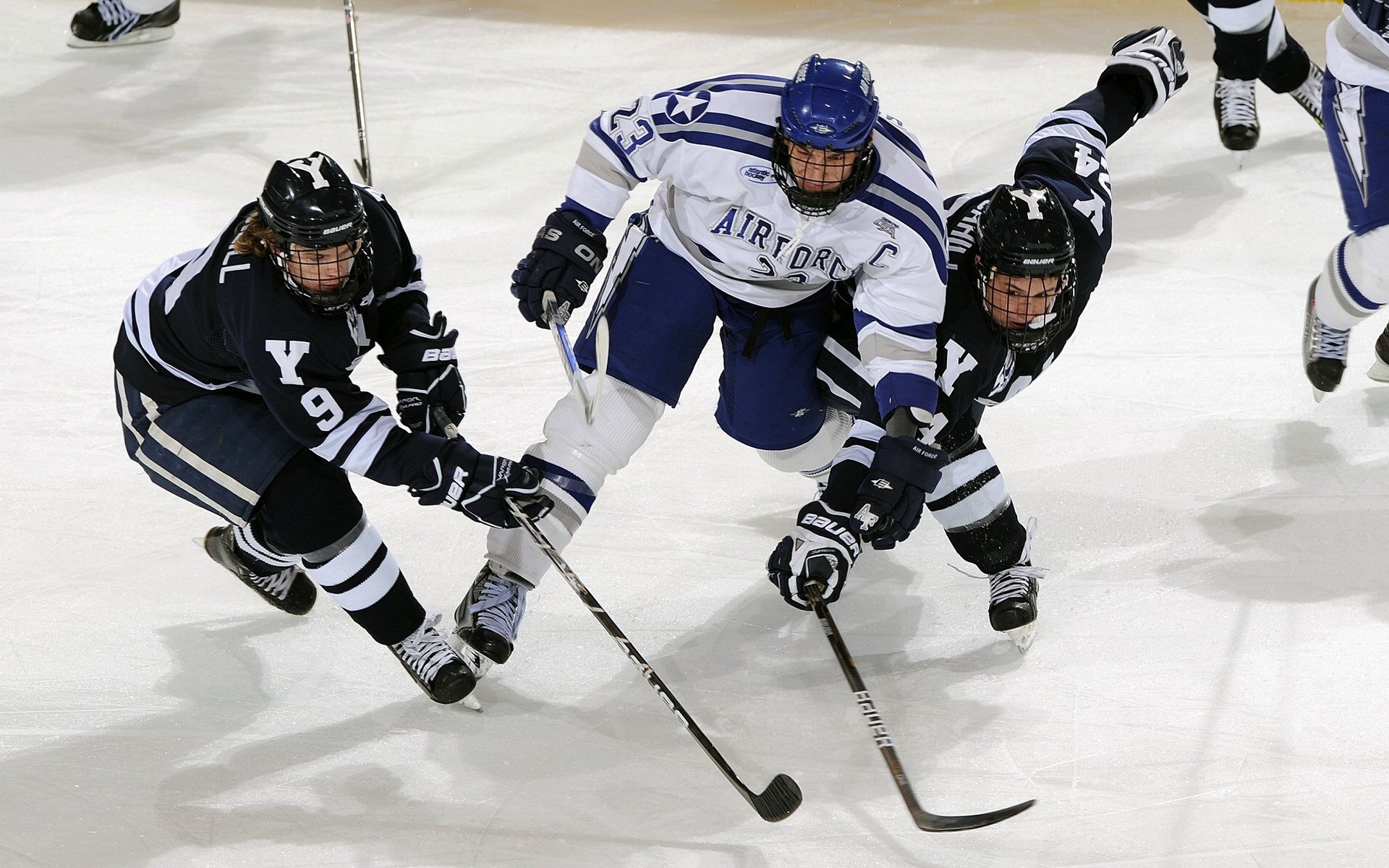 终场哨响,救赎完成,皮克在欧冠决赛之夜的自我证明